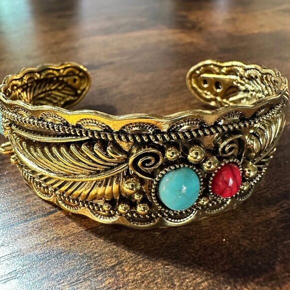 Handcrafted Boho Native American Bracelet, Gold Plated Turquoise and Coral Ston - Picture 6 of 6